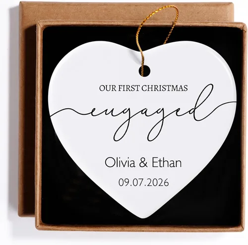 Miniatura 19 de Adorno personalizado para casados de primera Navidad 2026, regalos de compromiso para parejas, adorno de boda personalizado para recién casados