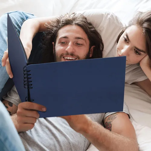 Miniatura 8 de Vienrose Álbum de recortes de 80 páginas, álbum de fotos DIY con accesorios, libro de recuerdos de papel kraft azul marino para bodas, cumpleaños
