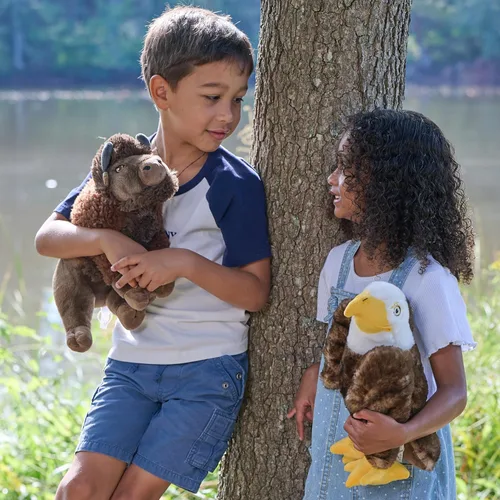 Miniatura 7 de The Petting Zoo - Peluche de bisonte, regalos para niños, animales del zoológico salvaje, colección Wild Onez, juguete de peluche de bisonte sentado