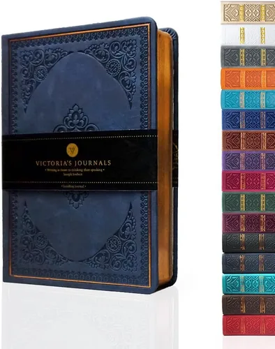 Miniatura 14 de VICTORIA'S JOURNALS Diario Vintage de Cuero Sintético con Tapa Dura Cuaderno Rayado Diario de Viaje de Aspecto Antiguo, Tamaño A5 5.7'' x 8.1'' Gris