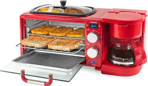 Nostalgia Estación de desayuno retro 3 en 1, incluye cafetera de 5 tazas, plancha de cerámica antiadherente y horno tostador de 4 rebanadas, Rojo