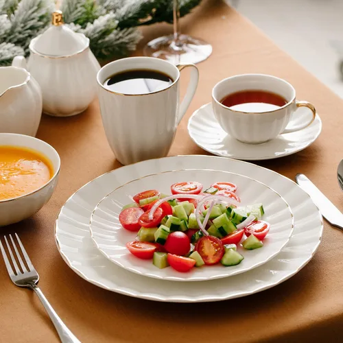 Miniatura 9 de BTaT - Juego de 6 tazas de café blancas (12 onzas), juego de tazas de café blancas de porcelana con diseño de ribete dorado, regalos de Navidad