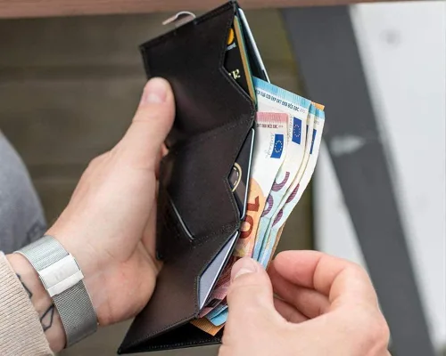 Miniatura 9 de EXENTRI Men's Trifold Wallet