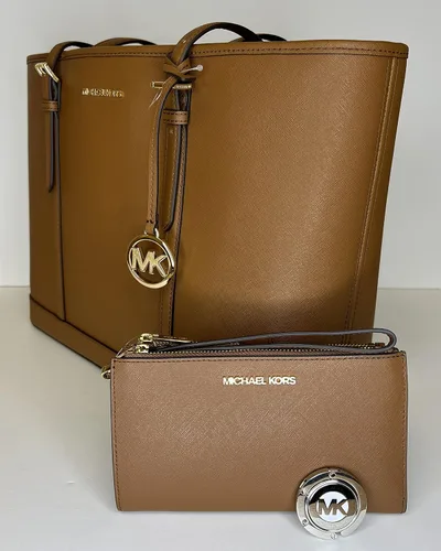 Miniatura 4 de Michael Kors MICHAEL Michael Kors Jet Set - Bolso de hombro grande TZ de viaje con doble cierre para la muñeca