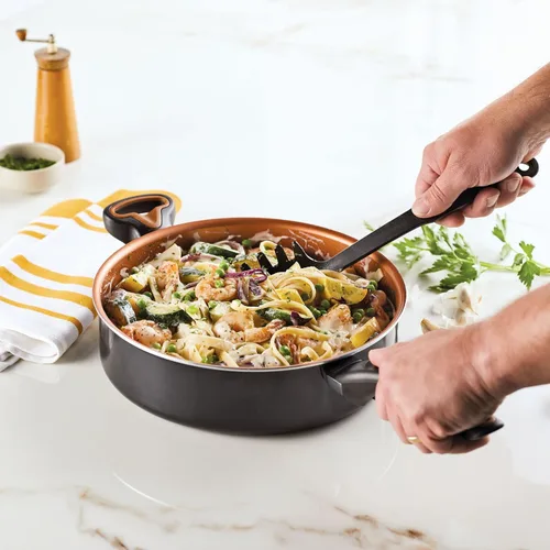 Miniatura 11 de Farberware Glide Ceramic Sartén Antiadherente / Sartén para Saltear / Sartén para Freír con Tapa y Mango Auxiliar - 4 Cuartos, Negro
