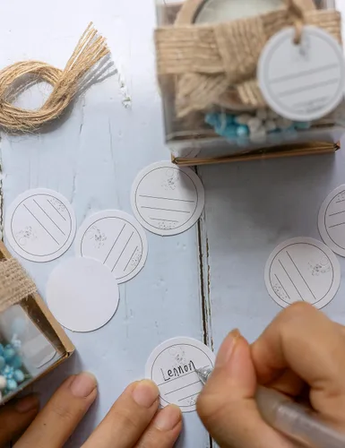 Miniatura 7 de Ju's Favors Juego de 10 portavelas de madera para recuerdos de bautismo para invitados, recuerdos de fiesta de baby shower (marrón oscuro - azul)