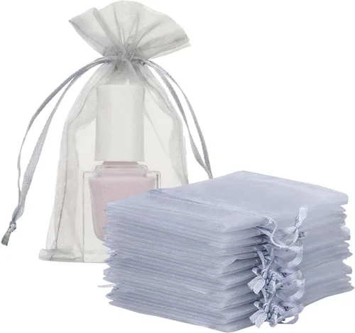 Juego de 100 bolsas de regalo de organza con cordón de 4 x 6 pulgadas, color gris plateado para baby shower, cumpleaños de niña, recuerdos de