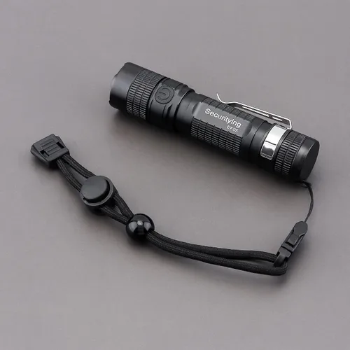 Miniatura 9 de SecurityIng EF05 Linterna magnética EDC recargable USB-C, 887 lúmenes, 5 modos de zoom, IPX-6 resistente al agua, mini linterna LED con clip, cable