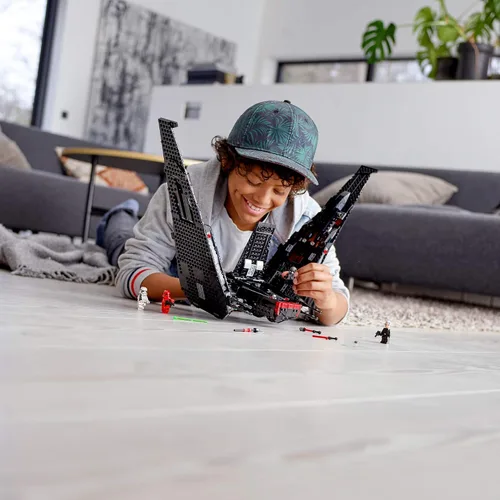 Miniatura 7 de LEGO Star Wars: El ascenso de Skywalker Nave de Kylo Ren 75256 Kit de construcción de figuras de acción de la nave de Star Wars (1,005 piezas)
