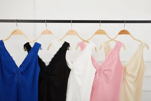 Miniatura 8 de Bigeoosh Chalecos de punto con cuello en V profundo y encaje para mujer, camisetas sin mangas