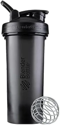 BlenderBottle Classic V2 - Botella mezcladora perfecta para batidos de proteínas y preentrenamiento, 28 onzas, color negro
