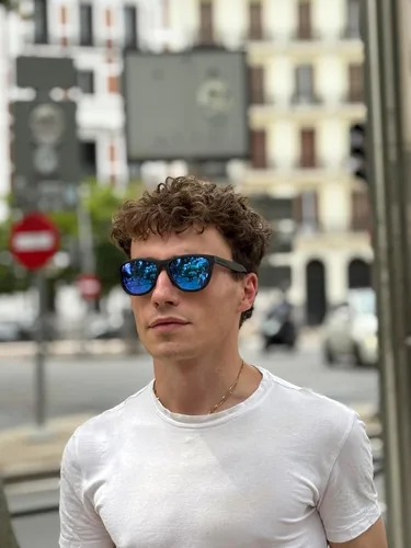 Miniatura 86 de Hawkers One Sunglasses for Men and Women - 100% UV400 Protection - Lightweight and Square Sunglasses