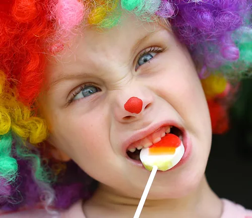 Miniatura 5 de Clown Global Brands Piruletas Rainbow Bolsa de 293 unidades Sin gluten Sabor Tutti Frutti Ideal para fiestas infantiles
