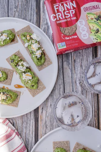 Miniatura 3 de Finn Crisp s Original Rye Crispbread 7oz Galletas finas y crujientes de pan plano de centeno Auténtico pan crujiente de masa madre finlandesa