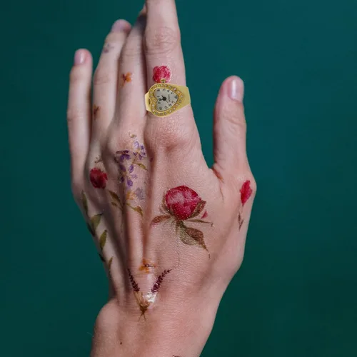 Miniatura 9 de Mikikit Reloj de anillo para mujer, reloj de dedo elástico con sincronización precisa, forma de corazón, reloj de dedo de cuarzo, reloj de anillo