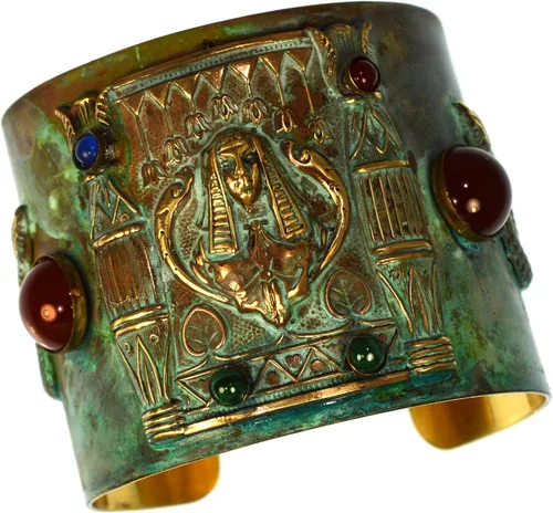 Elaine Coyne Patina - Pulsera ancha con motivo egipcio, faraón y serpientes, diseño de faraón y serpientes, cornalina, lapislázuli, malaquita, Latón
