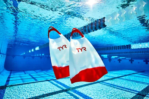 Miniatura 2 de TYR Aletas de entrenamiento de natación Hydroblade Rojo