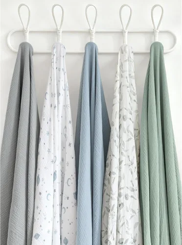 Miniatura 5 de Konssy paquete de 3 mantas de muselina para envolver al bebé unisex, manta de recepción para recién nacidos, tamaño grande 47 x 47 pulgadas, mantas