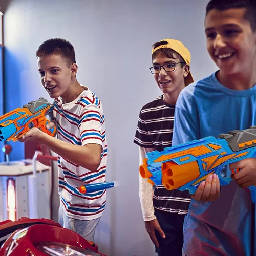 Miniatura 7 de POKONBOY Paquete de 2 Pistolas Lanzadoras de Espuma de Juguete, Pistola de Juguete Lanzadora con 2 Muñequeras y 80 Dardos de Recambio, Tambor Azul