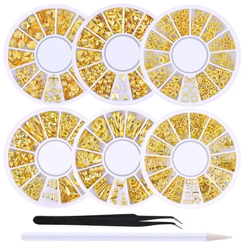 Miniatura 10 de WOKOTO 600 dijes de uñas de pirámide punk dorados, remaches de pirámide de oro 3D para uñas, tachuelas de metal punk, dijes de uñas góticas