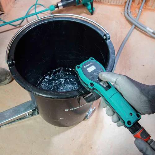 Miniatura 4 de COLLOMIX Dispositivo de dosificación de agua - Medidor de agua de precisión AQiX para mezcla de materiales con tope de flujo automático y conector