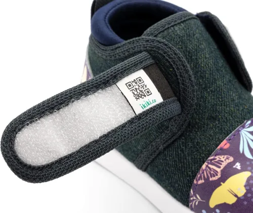 Miniatura 6 de ikiki Zapatillas deportivas para niños pequeños y niños pequeños. Tenis de ajuste espacioso. Nota no chirriantes, puntera y talón de cuero vegano
