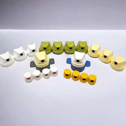 El paquete UPROK adaptador hembra y tapas macho (22 piezas) para Krylon, acentos americanos y mucho más. Tapas de pintura en aerosol para mejoras