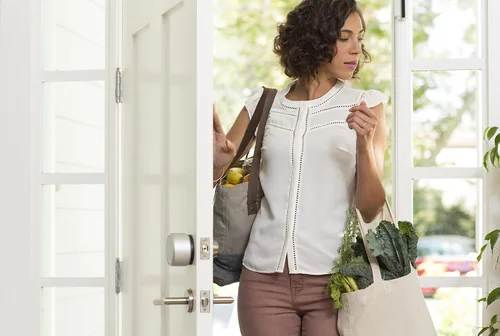 Miniatura 2 de August, Smart Lock Pro + Connect, dispositivo inteligente para monitoreo de puerta, AUG-SL03-C02-G03, 1.5 volts