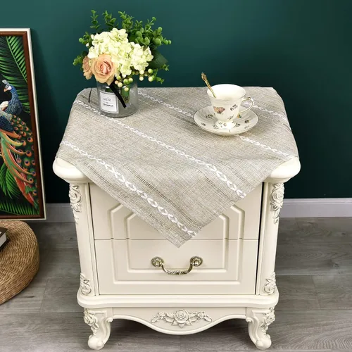 NEWISHER Mantel cuadrado pequeño bordado rústico de 20 x 20 pulgadas, mantel de tela jacquard a rayas lavable para mesa de comedor para mesita de