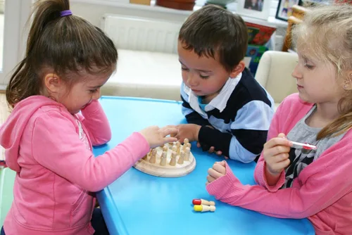Miniatura 5 de TOWO Juguetes de memoria de madera para niños, juegos de mesa familiares para niños y adultos, juegos mentales de madera, juguetes educativos