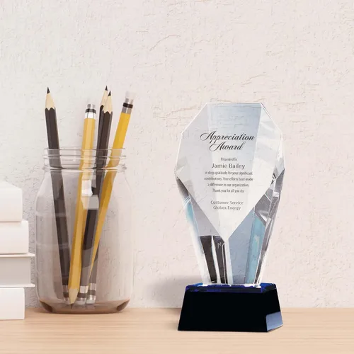 Miniatura 6 de Baudville Trofeo de cristal grabado con acento azul – Pequeño – Grabado personalizado de hasta tres líneas y selección de versos preescritos – Viene