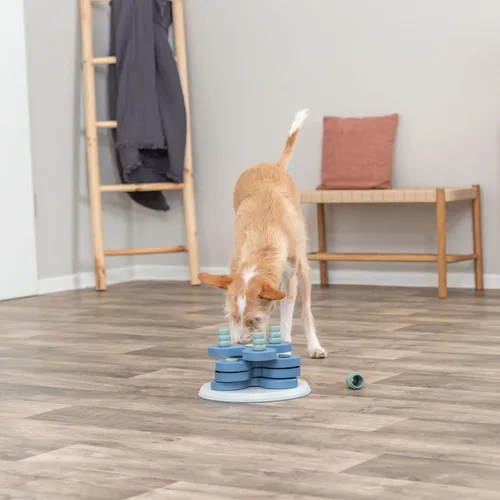 Miniatura 7 de TRIXIE Flower Tower - Juguete interactivo de actividad para perros, juego de rompecabezas de comida de nivel 3, dispensador de golosinas de desafío