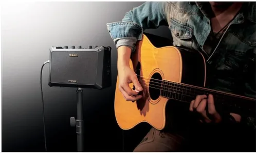 Miniatura 7 de Roland Amplificador de guitarra acústica portátil con batería Mobile-AC