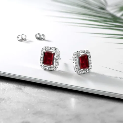 Miniatura 4 de Gem Stone King Aretes de plata de ley 925 con piedra natal Corte esmeralda de 0.315 x 0.236 in Aretes de halo para mujer