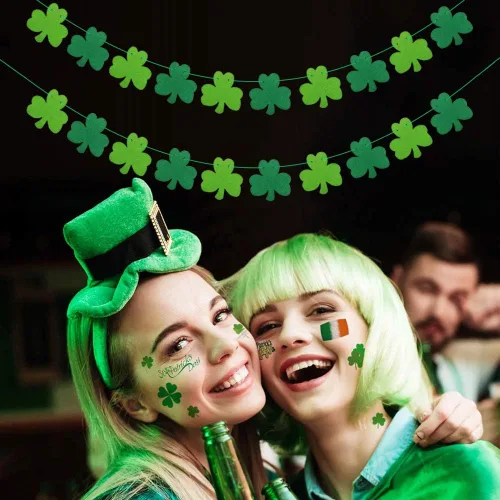 Miniatura 5 de JOZON Paquete de 3 carteles de fieltro con trébol para el día de San Patricio, decoración de trébol de la suerte, decoración de fiesta con cuerdas