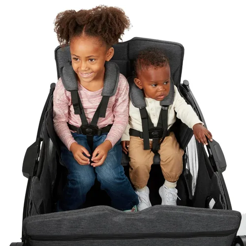 Miniatura 14 de Radio Flyer Voya XT Cochecito Vagón para Bebé – Carrito Rodante de Juego al Aire Libre y Carrito de Playa con Ruedas, Vagón Cochecito Cuádruple