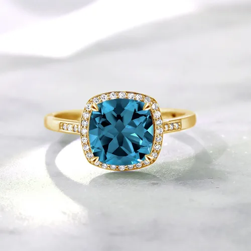 Miniatura 5 de Gem Stone King Anillo de compromiso de oro amarillo de 10 quilates con topacio azul Londres y diamantes para mujer
