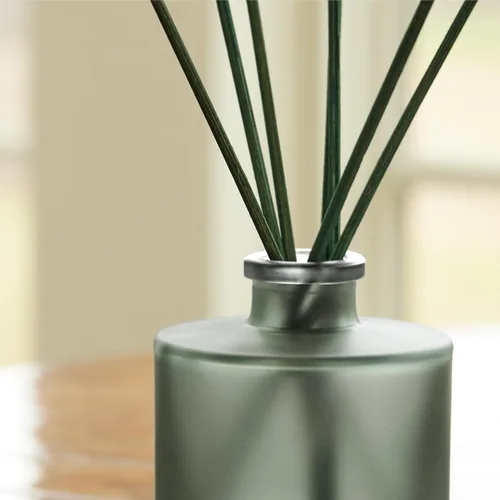 Miniatura 5 de Thymes Petite - Conjunto de Difusor Reed de Aceite – Incluye Varillas Reed Difusoras, Aceite de Fragancia y Botella de Vidrio – Decoración de Lujo