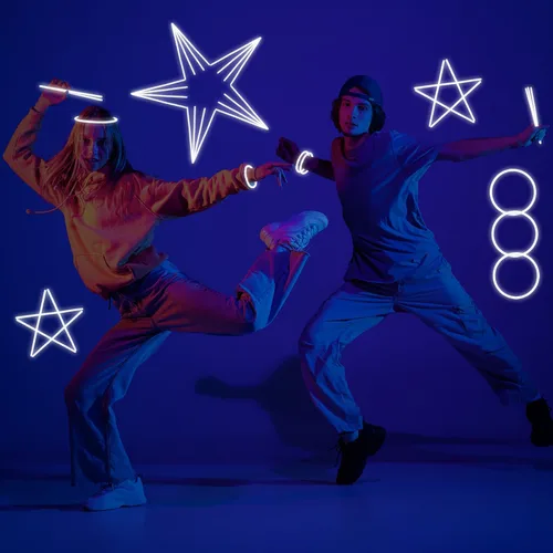 Miniatura 4 de 300 pulseras blancas de palo brillante a granel de 8 pulgadas con conectores que brillan en la oscuridad, suministros de fiesta de neón iluminados
