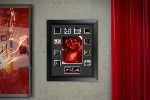 Miniatura 5 de Trend Setters DC Comics - The Flash - Flash - FilmCells - Presentación de mini montaje de FilmCells de 11 x 13 pulgadas - Diez (10) clips de Mini