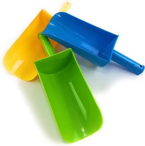 Matty's Toy Stop Paquete de 3 palas de plástico con mango corto para arena y playa (amarillo, azul y verde) para niños de 9 pulgadas