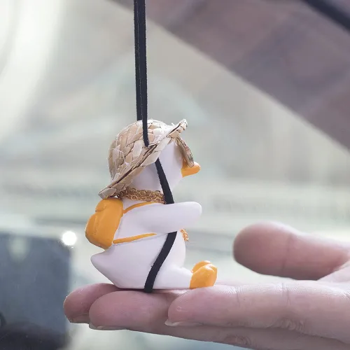 Miniatura 2 de Accesorios para colgar en el espejo del automóvil, lindo adorno de pato oscilante para el tablero de instrumentos (lentes de sol de espejo de patio)
