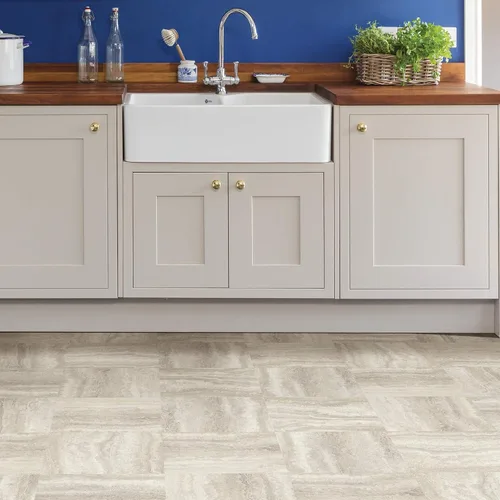 Miniatura 8 de FloorPops FP3327 Platinum - Azulejos de suelo para despegar y pegar, color gris (paquete de 2)