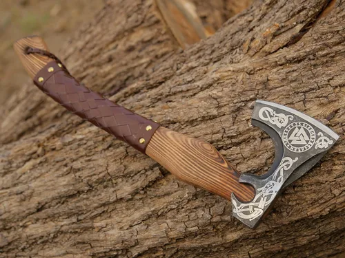 Miniatura 8 de ANCILLA Hacha vikinga de 16 pulgadas para camping, hecha de hoja de acero al carbono forjada a mano y mango de palisandro, el hacha viene con funda