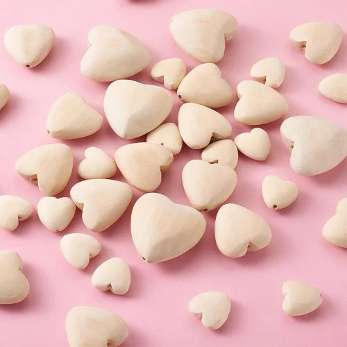 Miniatura 5 de KISSITTY 60 cuentas de corazón de madera natural, 3 tamaños, forma de corazón, sin pintar, cuentas espaciadoras de madera con agujero de 0.079