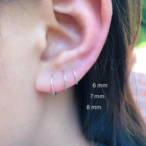 Miniatura 67 de Small Gold or Sterling Silver Huggie Hoop Earrings for Women Cartilage Nose Helix Tragus