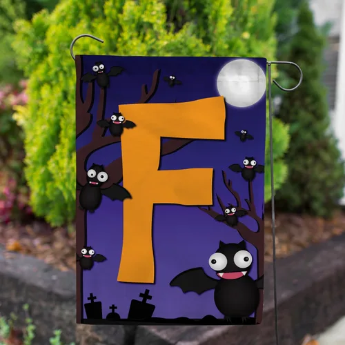 Miniatura 3 de Bandera de jardín con monograma de Estados Unidos para siempre, diseño de murciélagos de Halloween, 12.5 x 18 pulgadas, letra F, banderas pequeñas