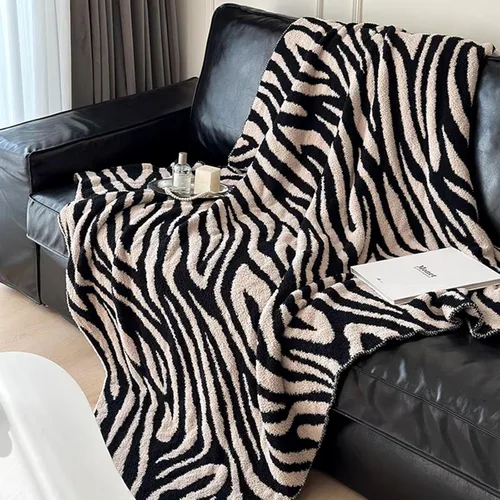 Miniatura 10 de Manta de Zebra 50x70 Beige Mantas de Forro Polar Suaves y Esponjosas para Sofá, Cama o Sillón, Manta Gruesa y Cálida para Mujeres, para Todas