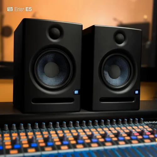 Miniatura 2 de PreSonus Eris E5 Par de monitores de estudio de campo cercano de 5.25" de 2 vías