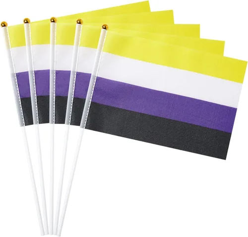 Miniatura 12 de GentleGirl Paquete de 12 banderas de arco iris del orgullo asexual, pequeñas banderas de mano gay LGBT Festival Fiesta Desfiles Decoraciones
